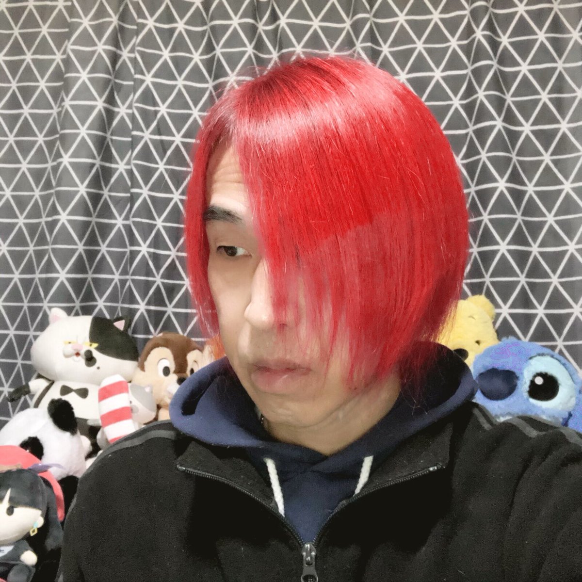 O Xrhsths Taka A K A とんちゃん 白あひる飼い Sto Twitter そう言えば赤髪復活しました 青系に変えようかと迷ったけど結局いつもの赤髪 ੭ ੭ ᐝ カラーメンテ セルフカラー 派手髪 マニックパニック マニパニ Manicpanic