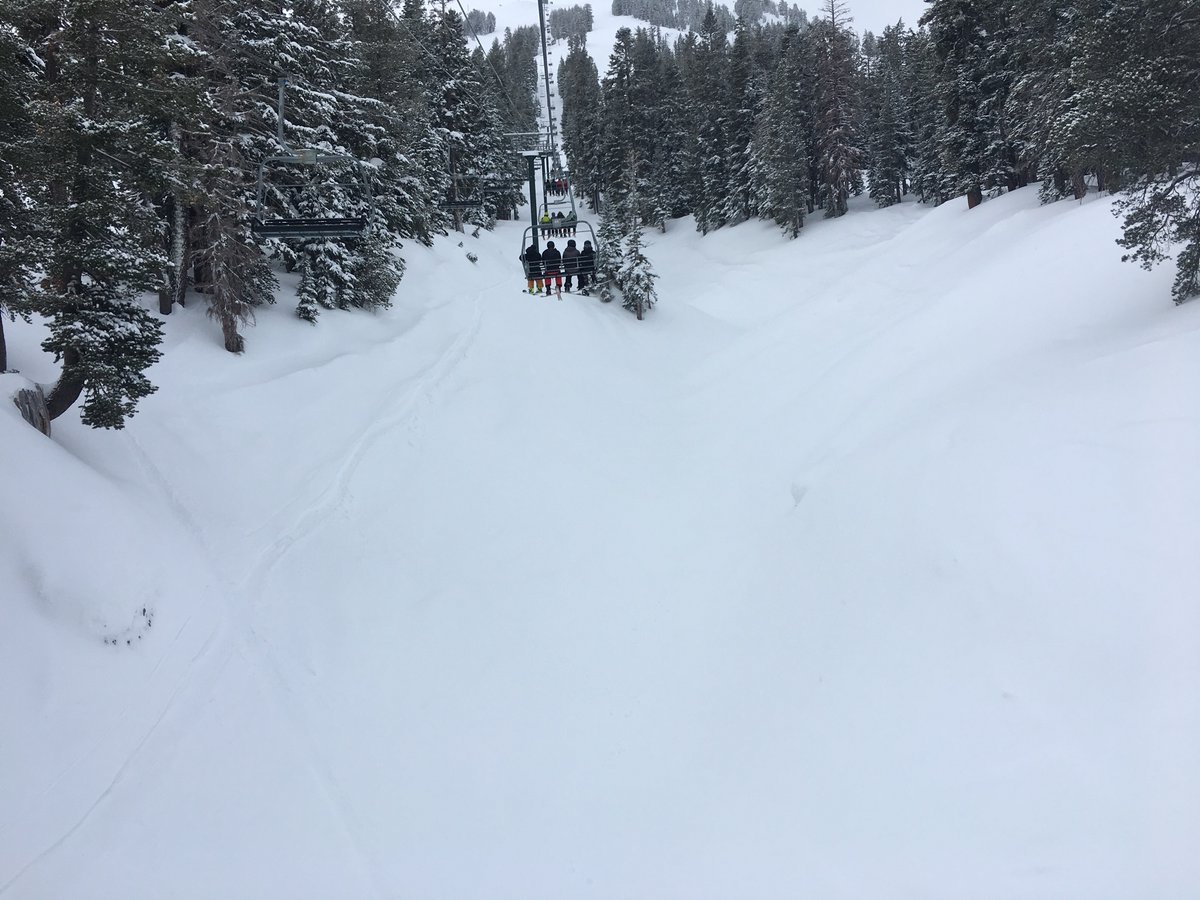 mkerrest's tweet image. Awesome day of skiing, conditions were amazing, all terrain open by midday, thanks @KirkwoodMTN! #SkiPowder #LakeTahoe