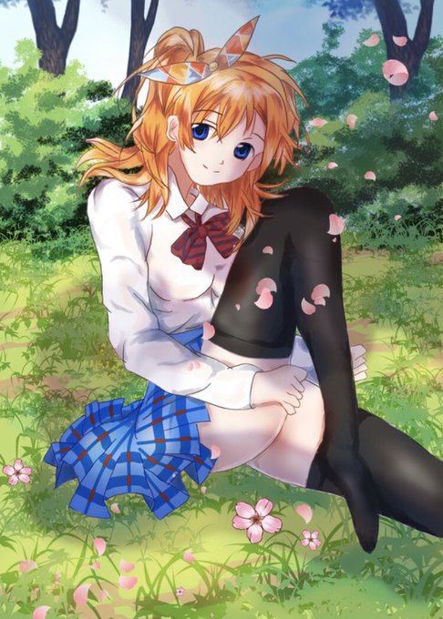 こっそり参戦させていただいてます。
まず2枚目はラブライブ!の穂乃果ちゃんの春絵です🌸

 #紅白お絵描き合戦2019
 #紅組お絵描き 
※エントリー参加者のみ利用可能タグ。便乗ツイートはご遠慮願います。
詳細は けばけばカフェ @kbakba_cafe 個ツイ参照 