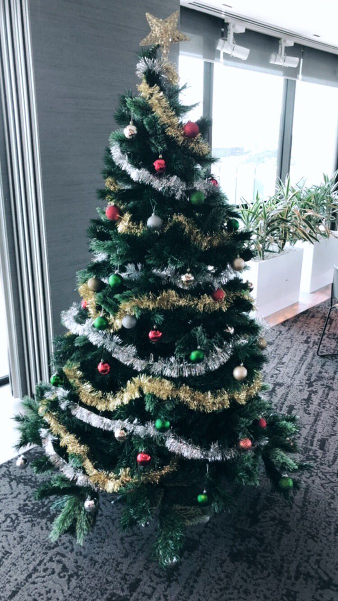 georgeinstitute's tweet image. On behalf of @georgeinstitute sincerely wishing all our followers a very merry Christmas and a safe, happy holiday season! 🎄🎉🎊