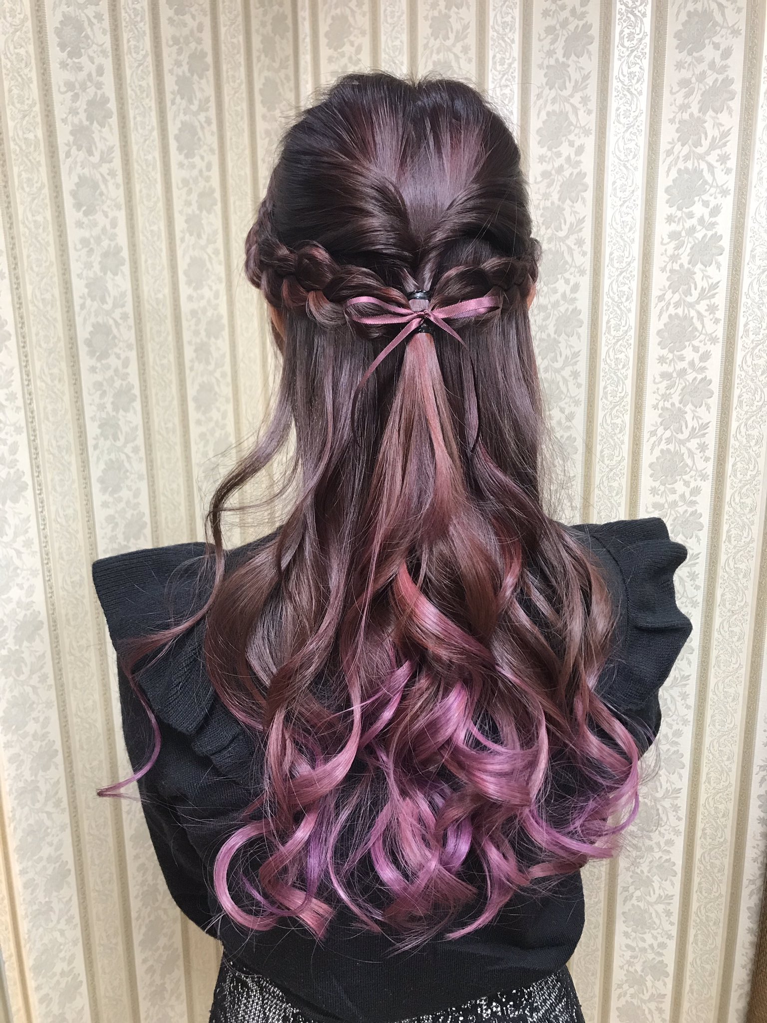 シャンテグラム 在 Twitter 上 ヘアスタイル紹介 プラムブラウンからパープルピンクのグラデーション 毛先 は青みのあるお色を入れているので 色落ちするとピンクアッシュ系のお色に落ち着きます ストレートの細い髪質で 毛先はブリーチ約2回です T
