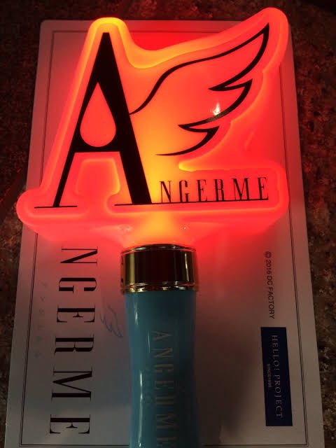 ケチッャプ セクゾのチンラは 電車内でセクガルが膨らませてて外国人から見てはいけないものを見てしまった目で見られたという逸話付きのペンラです