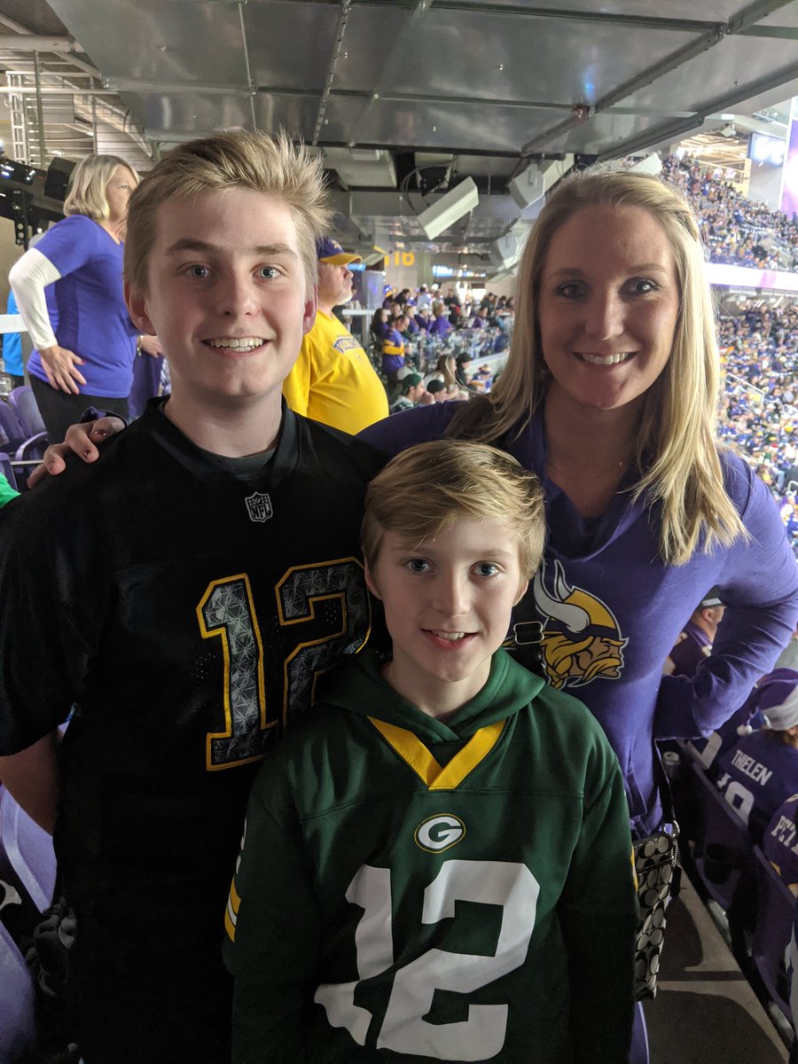 mattboys's tweet photo. #skol https://t.co/ZF8p5Lh680