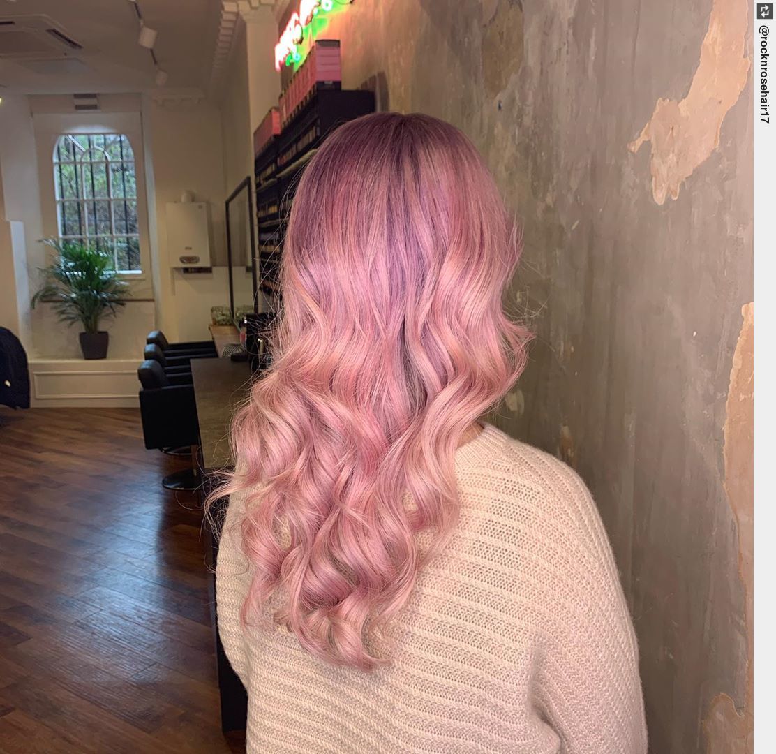 #rocknrosehairdressing #oldtownedinburgh #pinkbalayage betrendsetter.com/pink-hair-colo… #pinkhaircolor #hairinspo #pinkhair