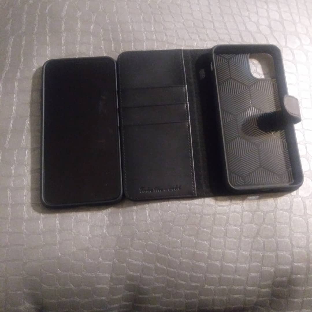 So excited to use this new case. It's perfect for my iphone11 pro max. Get one on amazon amazon.com/gp/product/B07…
#iPhone #iPhone11ProMax