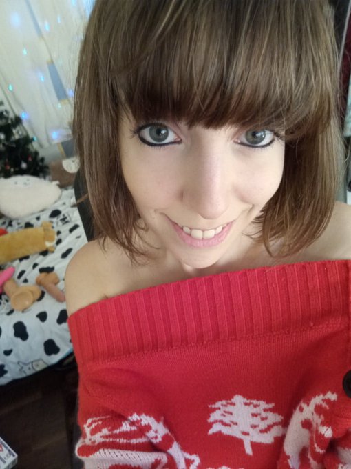 I'm online @chaturbate  https://t.co/ISes9Guc1q    Also, Merry X-Mas everyone! @Promo4Cam  @CAMglomerate <a class="tags" href="/tag/chaturbate">@chaturbate</a><a href="/tag/anime"class="tags"><span>#anime</span></a><a href="/tag/cammodel"class="tags"><span>#cammodel</span></a><a href="/tag/camgirl"class="tags"><span>#camgirl</span></a><a href="/tag/chaturbate"class="tags"><span>#chaturbate</span></a><a href="/tag/chatur"class="tags"><span>#chatur</span></a>