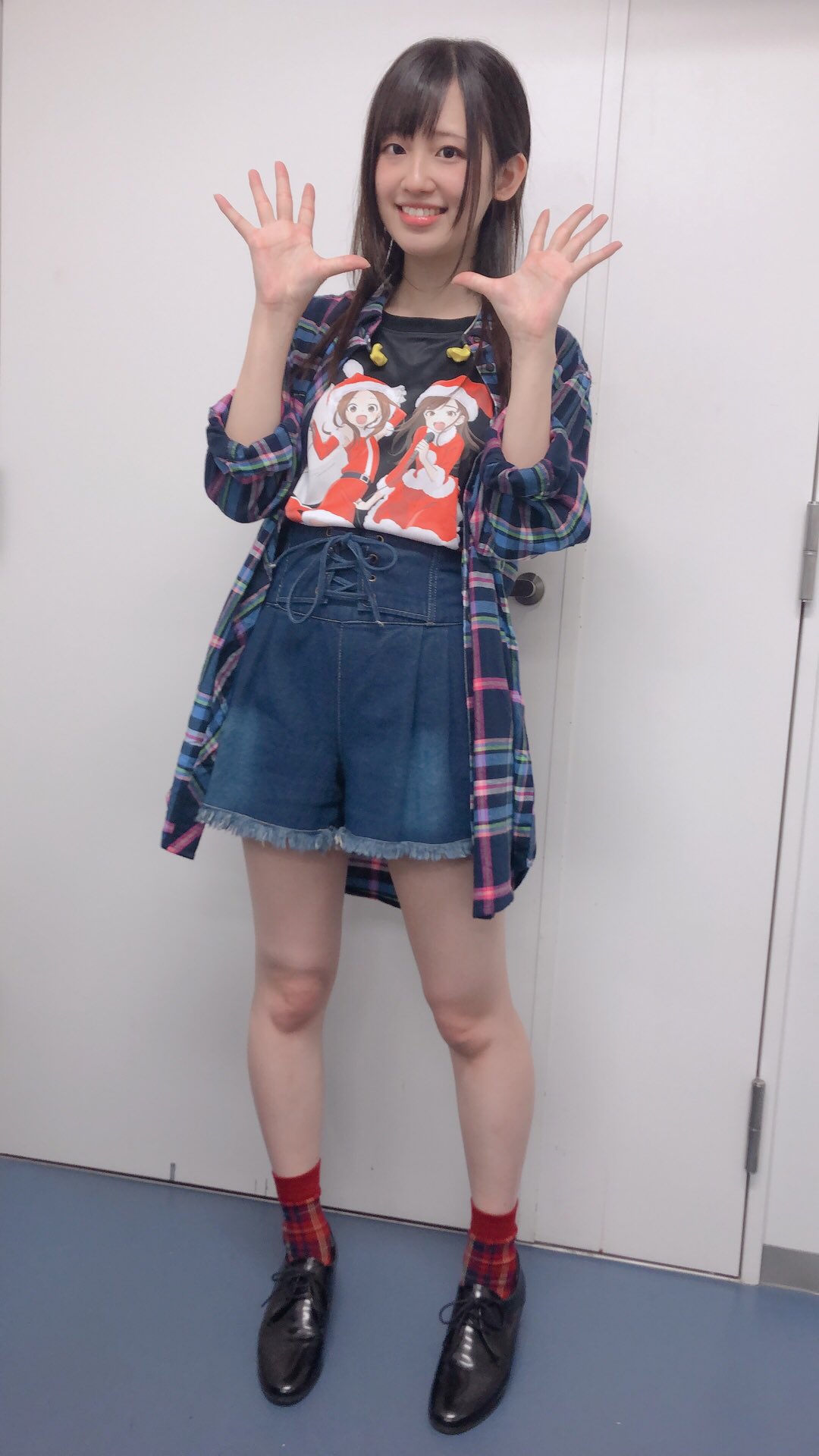 あおと 高橋李依ファン 可愛いりえりーを見て癒されたい 今日の可愛いりえりー画像はこちら イブイブイブで着ていた 可愛いりえりー画像です どんな服を着ていてもほんとに似合うよ それに美脚 りえりー服 高橋李依 いいねとrt