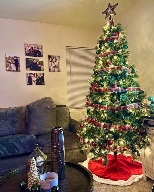 RayDigmi's tweet photo. Our first Christmas🎄Tree as a married couple is finally up!! A little late, but we are officially ready for
Santa Claus 🎅🏼 to visit!
#LiveDreamBe #DigTheSeason https://t.co/ytHCqXnZzj https://t.co/SzwjH4esoh