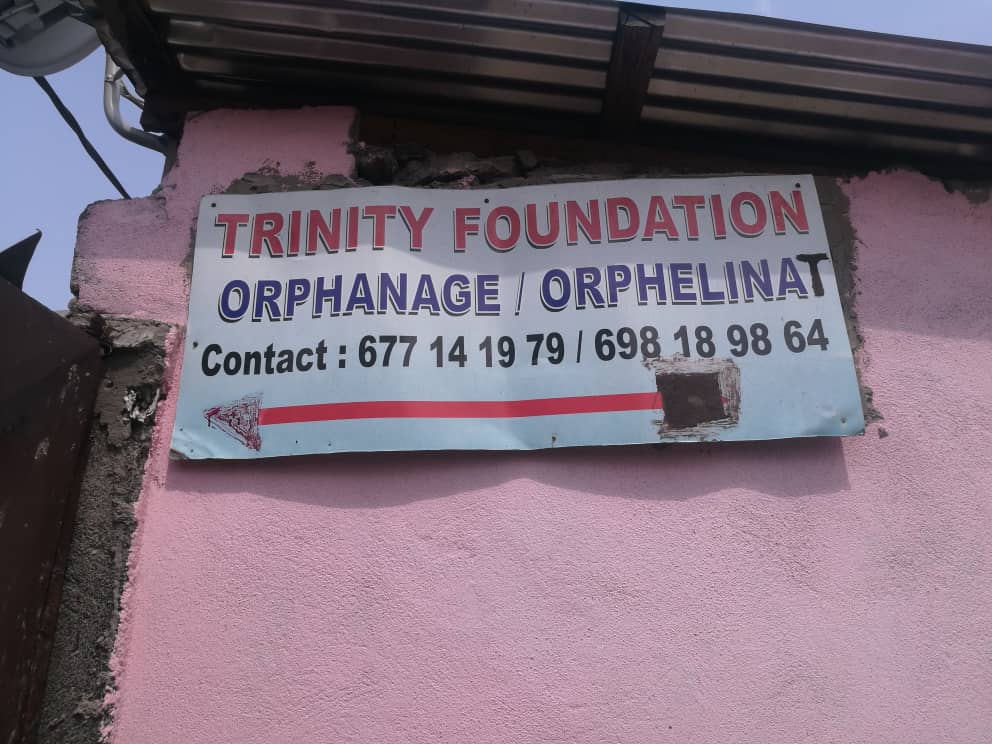tchoupinov's tweet photo. Pour la 40e remise de dons @Kf_Heart, nous avons collecté 2.257.246 XAF, soit 126,44 % de notre objectif!🍾
Nous avons donc pu offrir à l'orphelinat Trinity Foundation bien plus que prévu. 🤗
Merci à tous et rdv en Mars 2020 pour la 41e Remise de dons.
Joyeux Noël!🙂
#kf40 https://t.co/GCql8lvj52