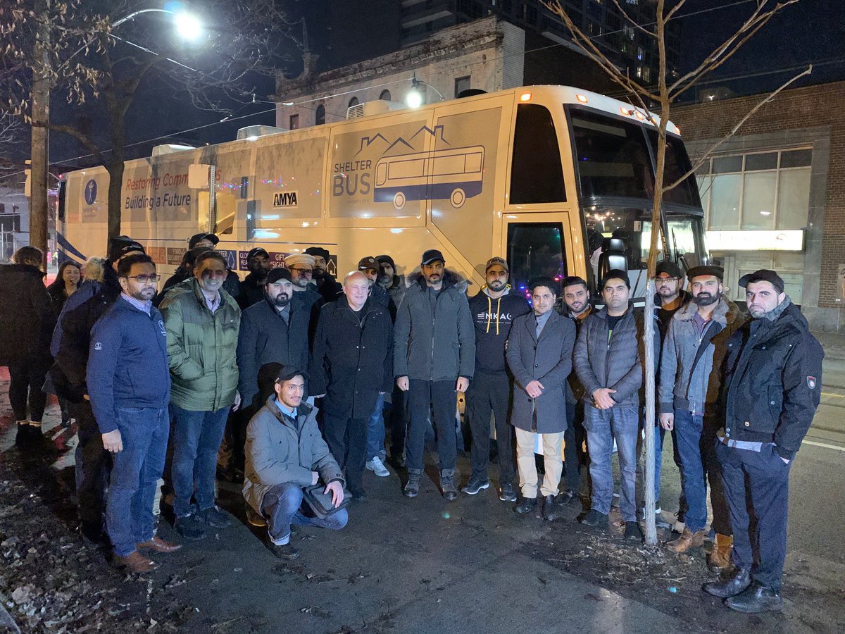 MichaelTibollo's tweet photo. I had the privilege of travelling with the warming bus sponsored by @humanityfirst.

I rode with an incredible team of volunteers, feeding the homeless &amp; giving them the opportunity to warm up or sleep on the bus.

A humbling experience with amazing people doing incredible work. https://t.co/2GB9IA2NiK