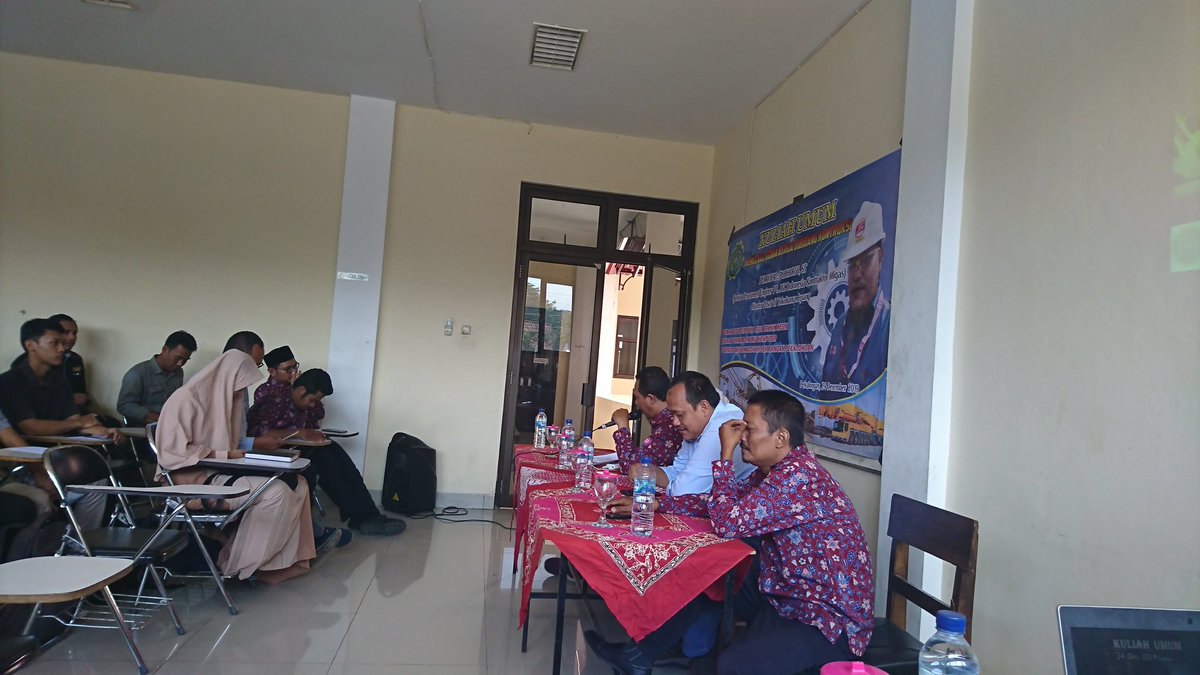 fastikomumpp's tweet image. Kuliah Umum Mengenal Dunia Kerja Bidang kontruksi. Prodi D3 Teknik Mesin oleh Pujiharto, ST. (Senior Procurement Enginer PT JGC Indonesia Kontraktor Migas - Kantor pusat di Yokohama Jepang)#umpp #fastikomumpp