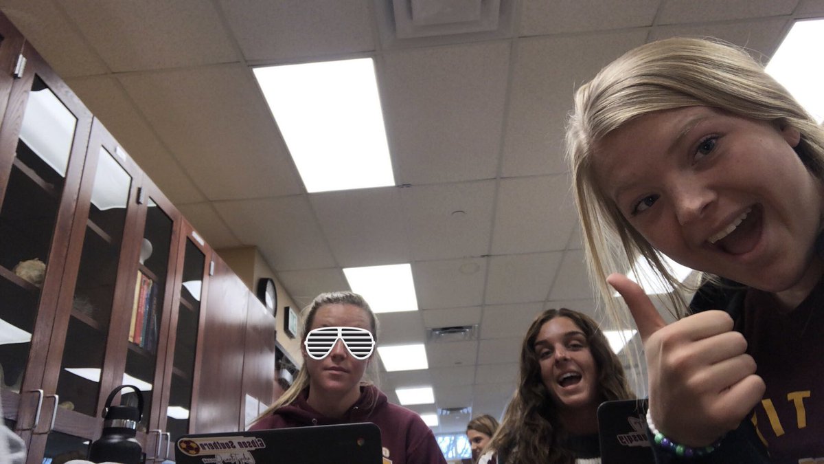 macifoster_'s tweet photo. happy birthday Kira‼️ we have no pics but i love you lots😘 thankful for your crazy self🤩 Btw im with you right now so I know you had the best day🤪 https://t.co/7Spqzrt2qn