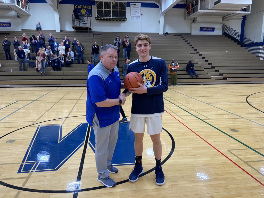 Glenbrook South Boys Basketball tweet media