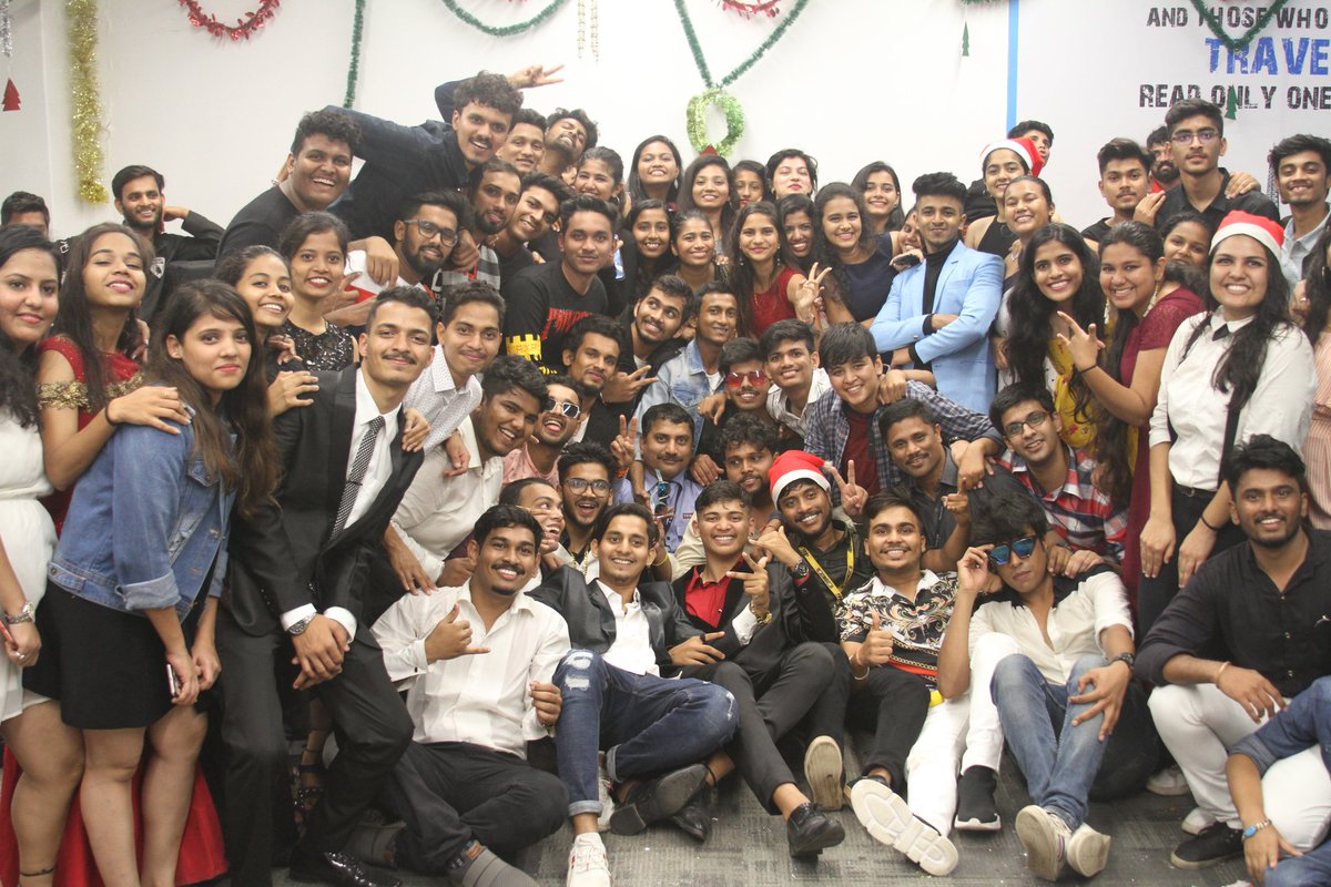 centreoflearnin's tweet photo. Few moments from COL Christmas celebration!

#thomascookcentreoflearning  #thomascookindia  #allabouttravel #tci #tccol #col #colstudents #collife #centreoflearning #lasteventoftheyear2019 #colcelebration  #mumbaicelebration #mumbaibatch #xmas2019 #christmascelebration #fun https://t.co/2wuePYcCxu