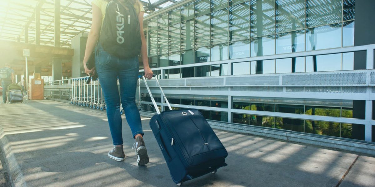 cashcloudworld's tweet photo. You don’t have to travel alone this Christmas… #CASHCLOUD has your back 😎 

Download our app: https://t.co/986TfXzLfL #mobilebanking https://t.co/DkZUETutRG