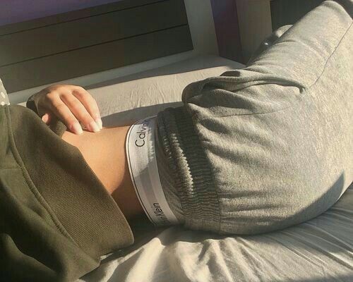 SUN🌤☪/อยากลืมทุกอย่าง tweet media