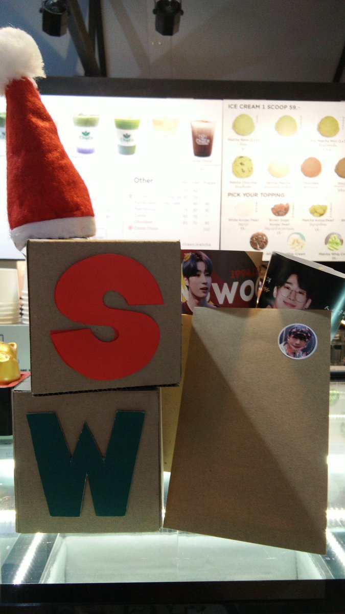 MyBoyHSW's tweet photo. แวะมารับคัพสลีฟกับซองสุ่มของขวัญพิเศษได้นะค้าบบ

มีวันนี้กับพรุ่งนี้น้า *จำนวนจำกัดคัมพ้ม

@ChaenMatcha Siam One, LG Floor

#BDAY1224HSW 
#HAPPY_SEUNGWOO_DAY 
#크리스마스_이브의_기적_한승우 
#MERRY_SEUNGWOO_MAS 
#MERRY_SEUNGWOO_DAY
#miracle_of_eve_hanseungwo https://t.co/Bo2ndohSpa