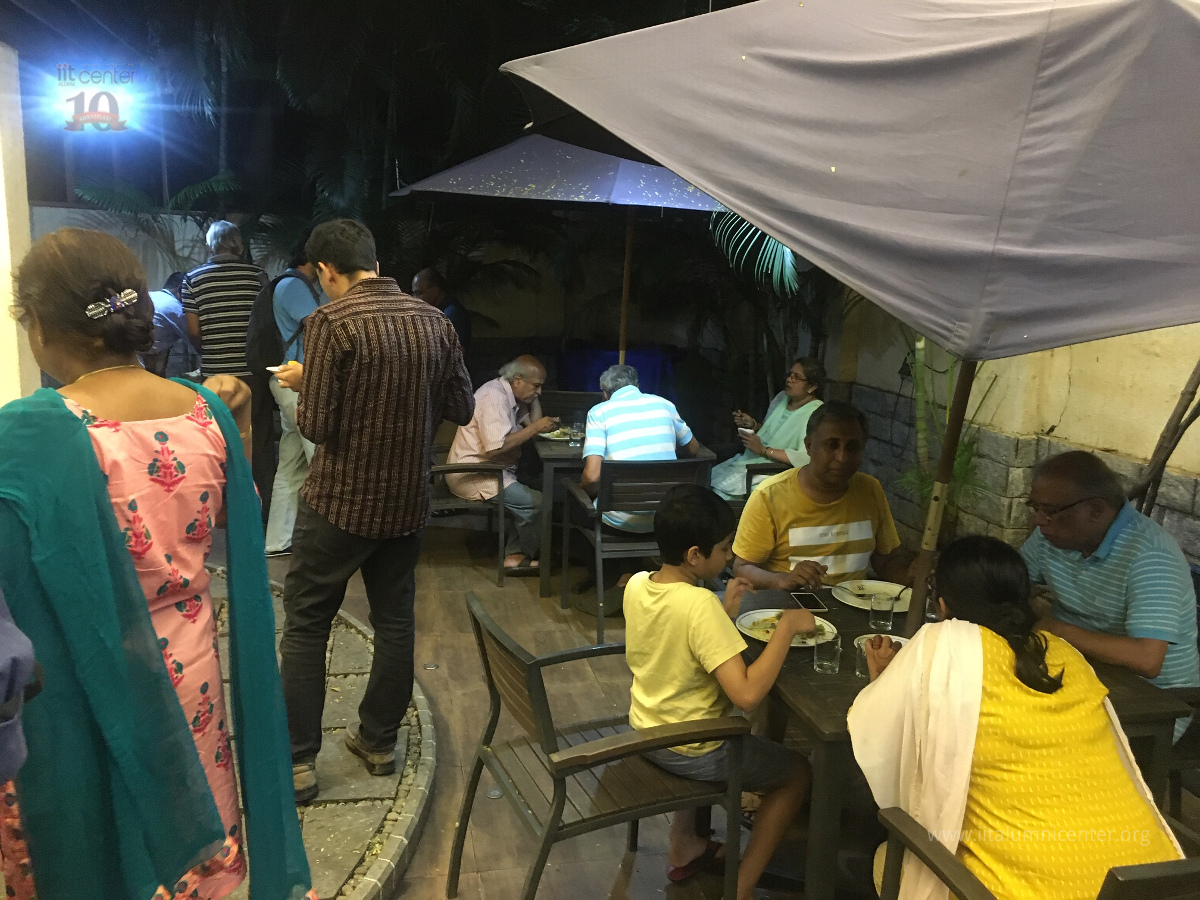 IITAlumniCenter's tweet photo. The evening ended with a delicious North Indian Street food dinner.
#Quiz #IITAlumni #IITQuiz #Chennai #iitaiic #excitingquiz #QuizMaster https://t.co/IEG5VCui1i