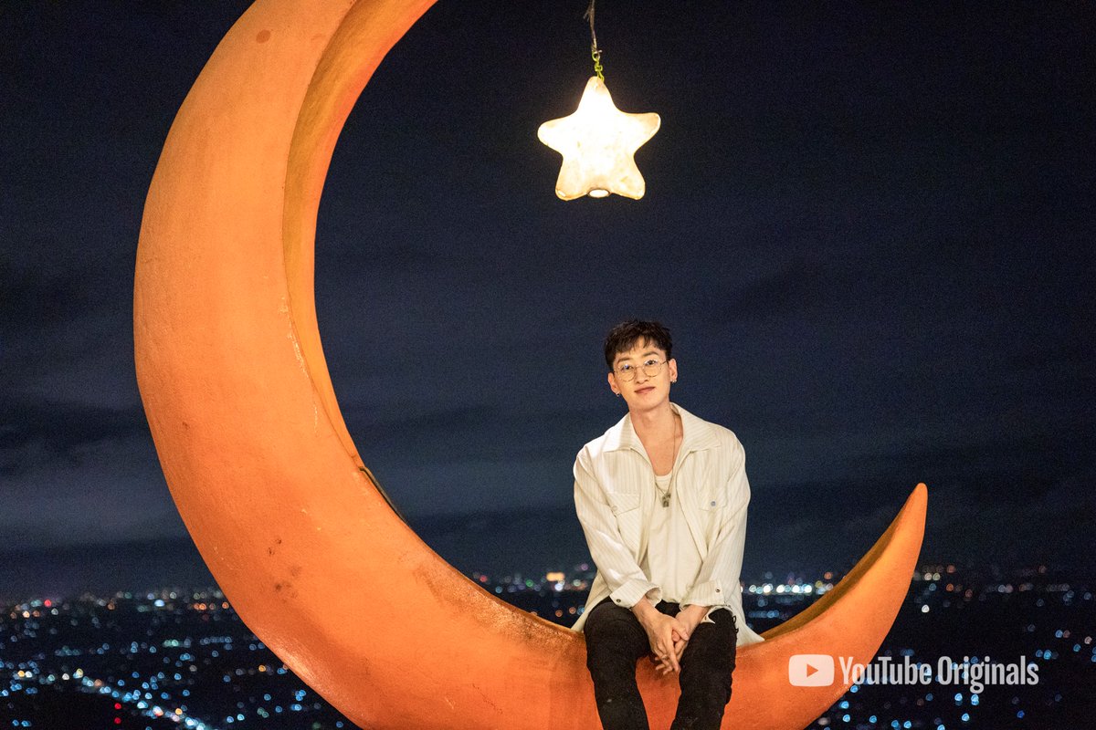siMameiAko's tweet photo. - he looks so innocent in this picture... ๐ he look like a normal guy and not a kpop idol. ๐
in short....... ang gwapo (handsome) ni @AllRiseSilver !!!! ๐ ๐ @SJofficial #SUPERJUNIOR #eunhyuk #hyukjae #leehyukjae #innocentnot ๐ โ๐ https://t.co/mF6qnlRsP3
