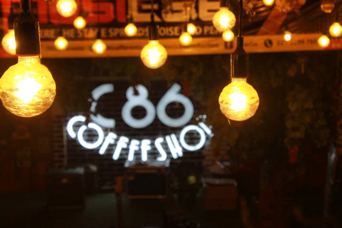 C86 coffeeshop :)
caffe modern dengan nuansa middle age ini dijamin bsa memberikan kebahagiaan , bukan hanya kebahagiaan hati tai juga kebahagiaan perut yang akan dimanjakan dengan kenikmatan menu yang ada di C86  Caffe &amp; Resto.😍😍😍😍
jadi ayo mampir ke C86 😍😍😊
