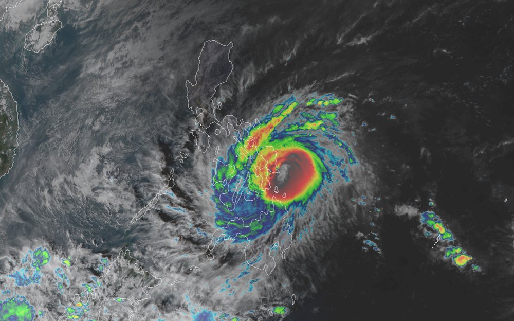 James Cosgrove On Twitter Typhoon Phanfone Has Made Landfall Near Salcedo In The Province Of Eastern Samar In The Philippines As The Equivalent Of A Category 1 Hurricane Phanfone Is The Fourth