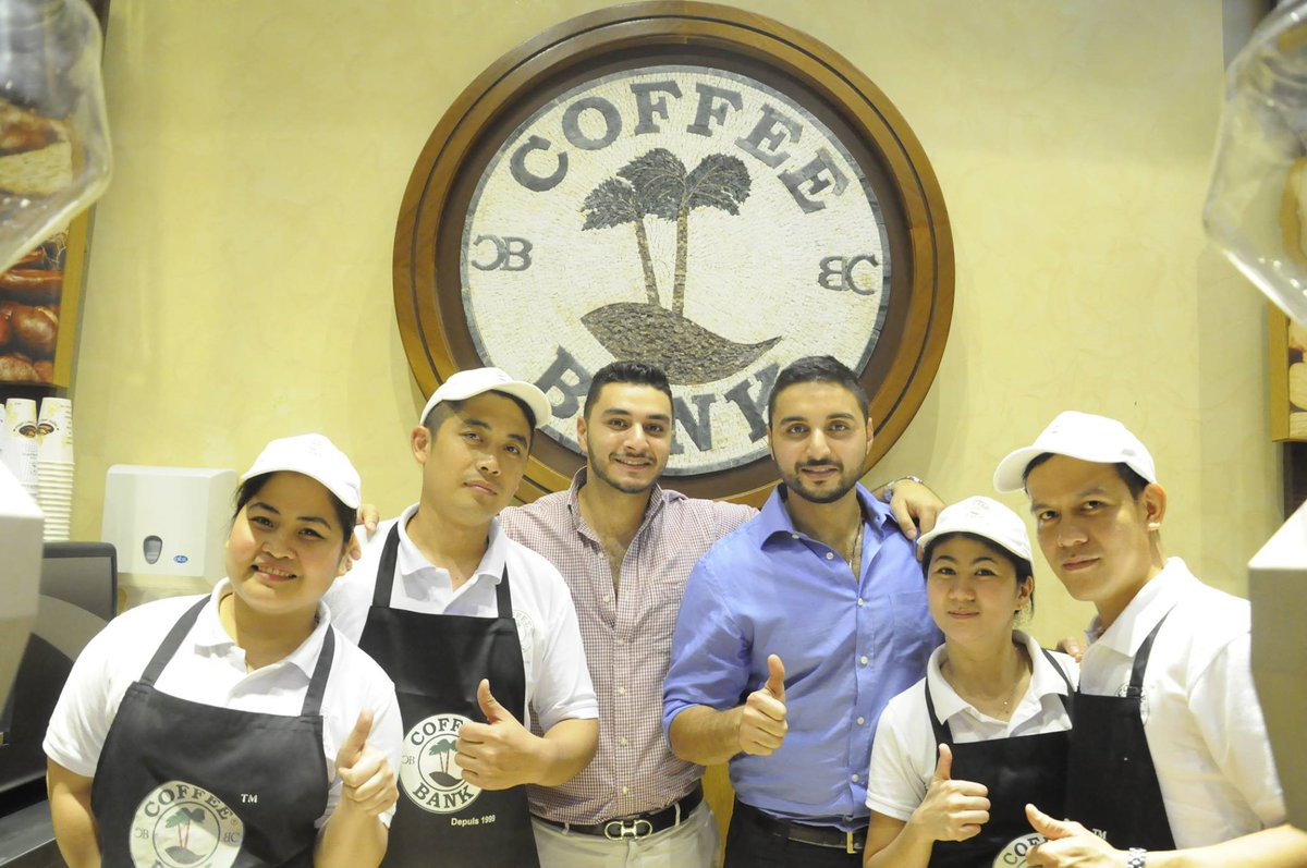 There is a fantastic spot to grab a #CupOfJoe in #BeautifulSharjah. Come to #CoffeeBankME #CoffeeShop! Enjoy the #ambiance, wide selection of delicious #coffee and warm services of the crew. ❤️☕️🇦🇪
✅ About CB >> coffeebank.me/about-cb.html
#PatronizeLocalBusinesses #IPreferTheBrews