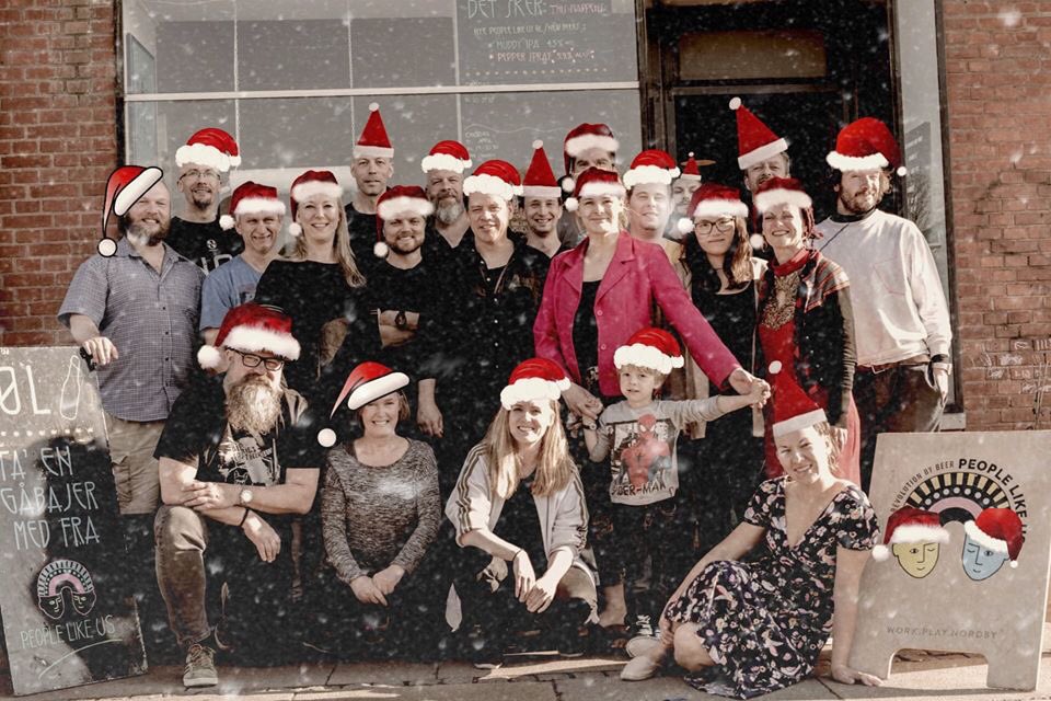 🎅From People Like Us - To People Like You 🎅
🎁 Merry Christmas 🎁 
❄️☃️🍻🎅