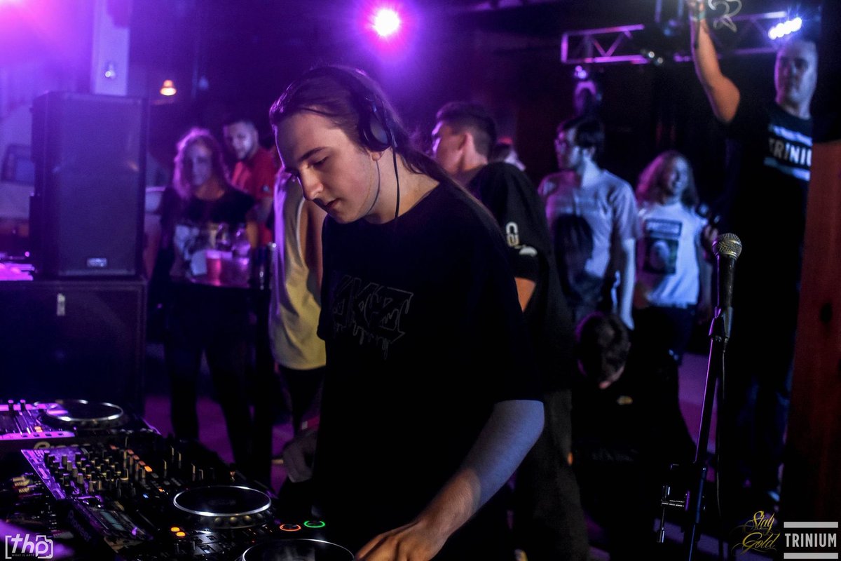 TriniumEvents's tweet image. Before Skrillex tweeted Phiso in 2019 we brought him out to Lakehurst Events Center in 2016

📸: @HeitzPhoto