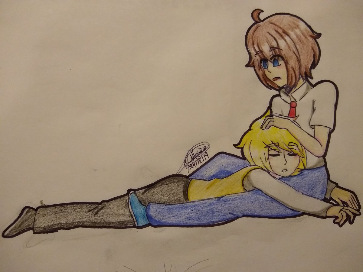 LawaifuyuiUwU's tweet photo. ~Golddy~ (Redraw) 
2019--------------2017
Sigo aprendiendo anatomía :'D 
#Golddy #Golden #Freddy #FNAFHS #FHS https://t.co/f5BjxRNQvk