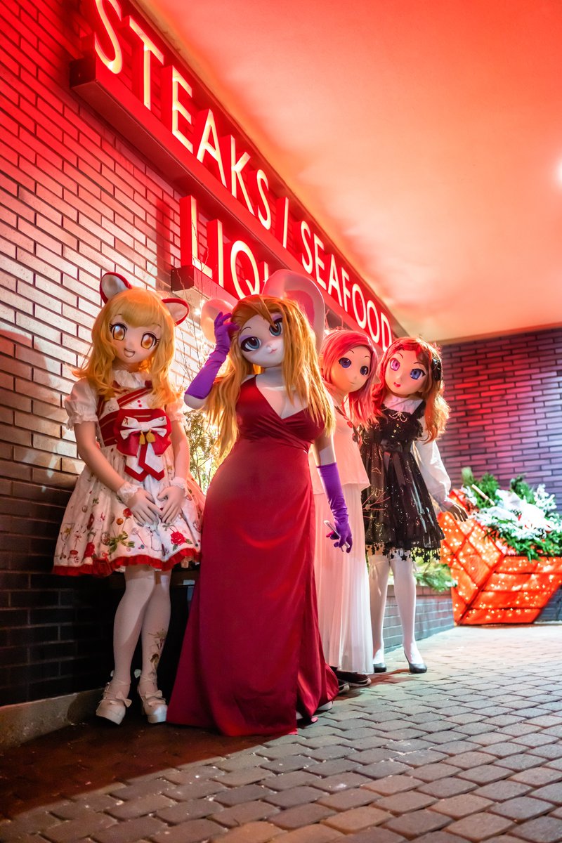 Afrodyte87's tweet photo. A little late but Merry Christmas from @daishocon!!! 😋
In Frame: @RageBerryKig, @NatalieRoseKig, @JasmineAoi
📸: Ahmed (https://t.co/crLHQ6MqGI) and Jessica
#MerryChristmas #daishocon #daishocon2019 #着ぐるみ #animegaokigurumi #kigurumi #RideThePigStudios https://t.co/sdf33Vl3iX