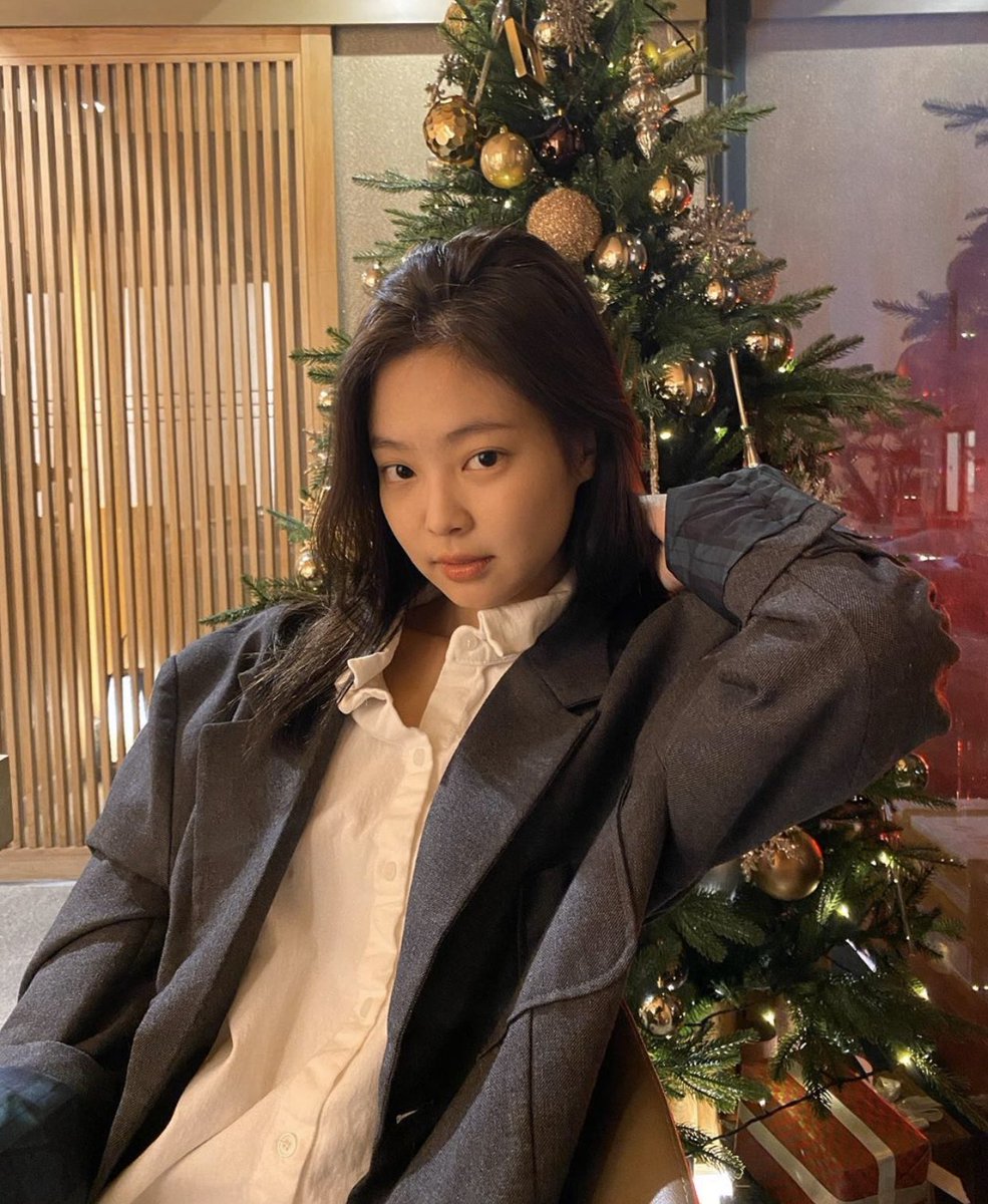 jennie tweet media