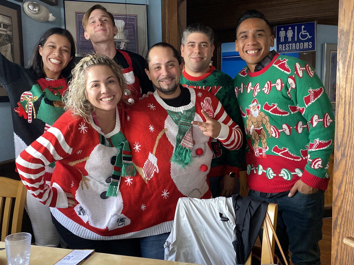 BeGreatArend's tweet photo. I call this “SD Delta Truck Awesomeness” 🌲 #ShotOniPhone #HolidayLuncheon #TipTopMeats #GreatConversations #SharingGoals #InspiringEachOther #BANK #Blueprint #Action #Nurturing #knowledge #HappyHolidays https://t.co/WrFFvvv3Dl