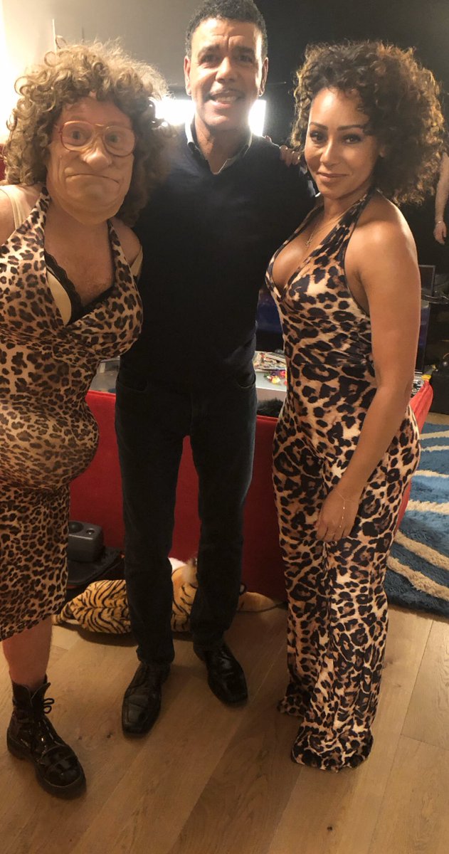 Chris Kamara (@chris_kammy) on Twitter photo Happy Christmas ๐ Eve to everybody ๐
 itโs been a brilliant Christmas 2019 for me. Hope you are having a good one ๐ Happy Christmas ๐ Eve to everybody ๐
 itโs been a brilliant Christmas 2019 for me. Hope you are having a good one ๐