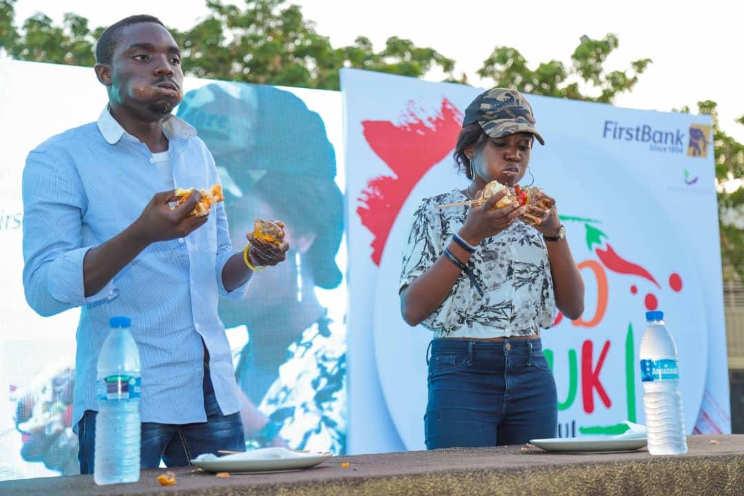 IyawoThickaBody's tweet photo. I think say I sabi chop, Iβm a foodie
yen yen yen until I met some professionals from our foodie association yesterday at the #FirstBankXFoodSouk
Omohhhh the battle was REAL.ππ
The #FirstBankXFoodSouk yesterday was all shade of fun abeg. Accolades to @FirstBankngr ππ»ππ»ππ» https://t.co/z1AQjROOrl