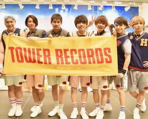 ryuryuryu0903's tweet image. 最終審査ツイートのいいねや
リプ沢山ありがとう😢

一昨年名古屋、去年福岡でお仕事、
今年は久々に東京の実家で家族と
クリスマスを過ごします☺️🎄

中々会えないからこそ
会える時の家族との時間は
大切です。

皆は誰と過ごすのー？☺️
一昨年去年の今頃の写真📸
POP！
#吉本坂2期生オーディション