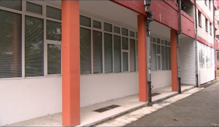 TelevizijaBor's tweet image. BOR-Jedna od značajnih mera pronatalitetne politike je,svakako, usklađivanje rada i roditeljstva. Ona pruža roditeljima mogućnost da obezbede egzistenciju za porodicu, ali  i da imaju sigurno mesto za čuvanje  dece.  #evropskoobdaniste #listacekanja #vrti rtvbor.rs/izgradnjom-jos…