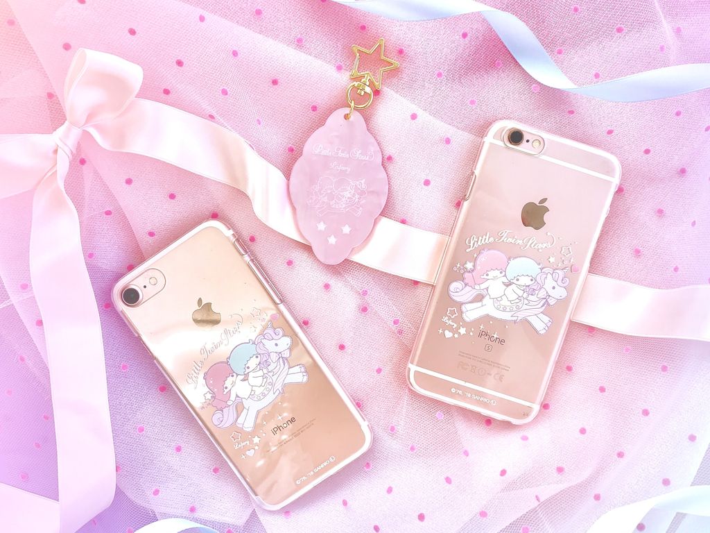 Lafary ラファリー Merry Christmas 本日はキキララちゃんの誕生日 Lafary キキララのゆめかわコラボ Iphoneケース 各種サイズ 3 240円 2 268円 30 Off 購入はこちらから