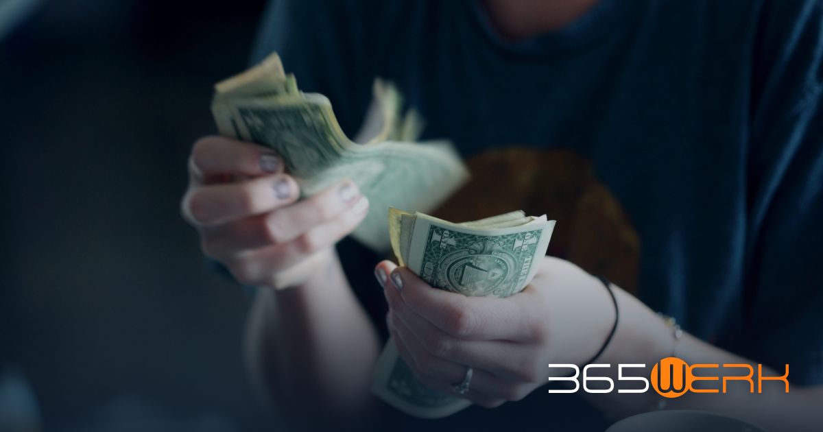 Er is vaak verwarring over bruto en netto loon. Wat houden beide in en wat is dan het verschil? In deze blog vertellen we je hier meer over en kan je uitrekenen wat je netto overhoudt!
#blog #loon #werkzoalsjijhetwilt #jijbenteenbaas
buff.ly/2EEm7qE