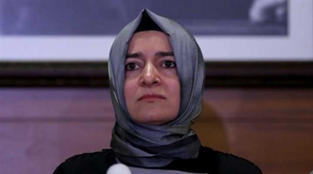 İBB'de 2008-2015 yılları arasında çalıştığı ve bu süreçte eğitim için ABD'ye gönderildiği ortaya çıkan AKP İstanbul Milletvekili Fatma Betül Sayan Kaya'nın  yurt dışında eğitim aldığı kuruma İSBAK tarafından 39.892 liralık ödeme yapıldığı belirtildi.