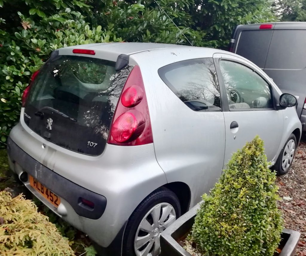 GaryHun81357016's tweet photo. For sale £1795
995cc 2012 plate drives like new one keeper from new £20 car tax year very low insurance https://t.co/VCrxeXVR75