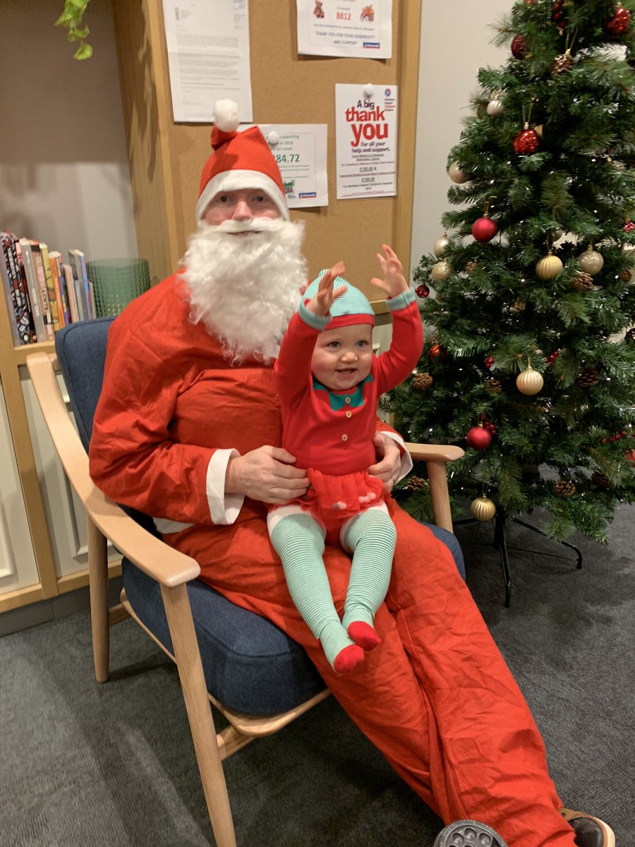 MrsMcC2be's tweet photo. Santa &amp; his little helper surprised Team Lisburn with a Christmas eve Mcd’s breakfast! Thank You Santa 🎅🏻 Merry Christmas from all at Team Lisburn 🥰 @MackieDebbie @bofagaz https://t.co/beDvRzv8Za