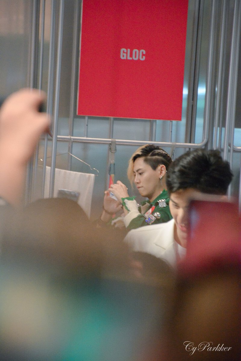 CyParkker's tweet photo. ตั้งใจมากๆเลยค้าบบ💖
#bb0un 
#UWMAxPGS https://t.co/L6CBWrbvYE