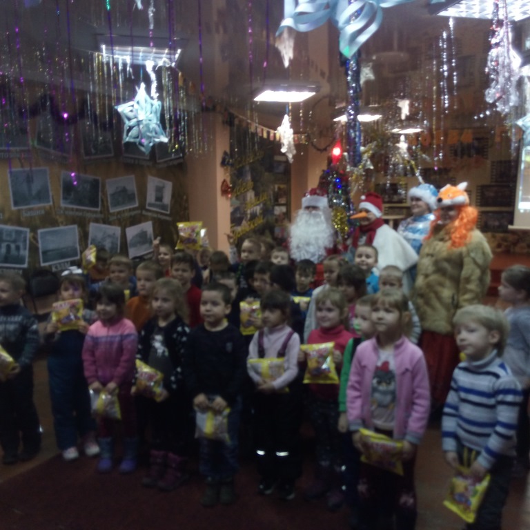 24.12.2019г. состоялся новогодний утренник "Чудеса у новогодней ёлки" для д/с "Солнышко"