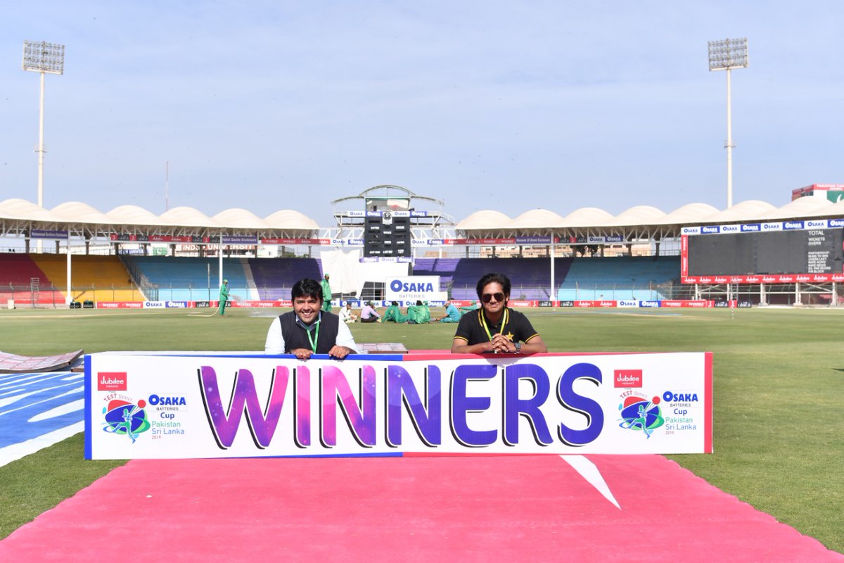 Mussanaf's tweet photo. W I N N E R S!!!! Always the winners.

@abdulahadjawaid #AmazingAzlan

#PAKvSL https://t.co/UuxY72Nc4j