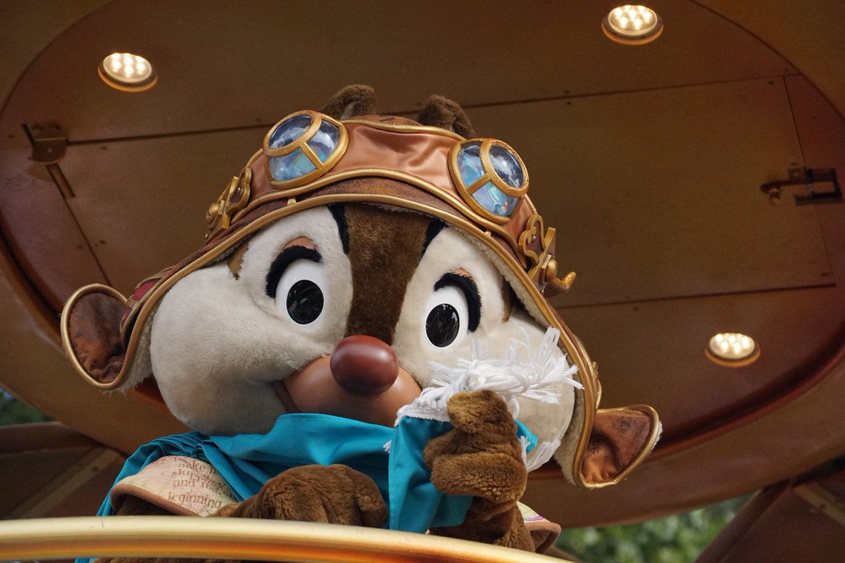 joyceadventures's tweet photo. Dale is so Cute 😍 #disneyphoto #daledisney #dale #chipndale #chipanddale #chipmunks #dismeychipmunks #somuchlove #disneyland #disneylandparis #disneyparks #disneylandpark #disney #disneylife #disneylove
#disneystarsonparade
#starsonparade
#lostinthemagic
#disneyparade https://t.co/xF3bU2CWKC