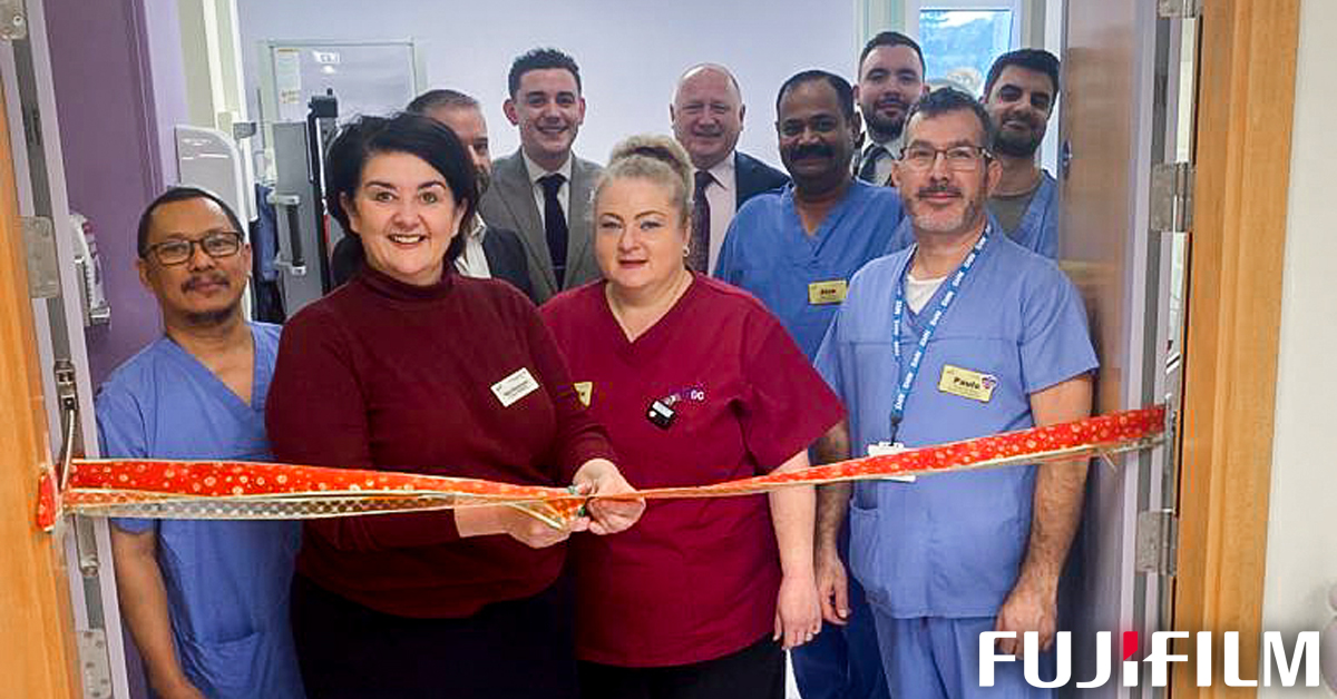 FujifilmHCUK's tweet photo. We were proud to celebrate the official opening of @epsom_sthelier's new Fujifilm FDR Visionary Suite DR X-Ray Suite! The new room features the world's first and only single-shot long view DR detector, the D-EVO GL! Find out more about the D-EVO GL: https://t.co/41zUCf57if https://t.co/yz87qlhXLH