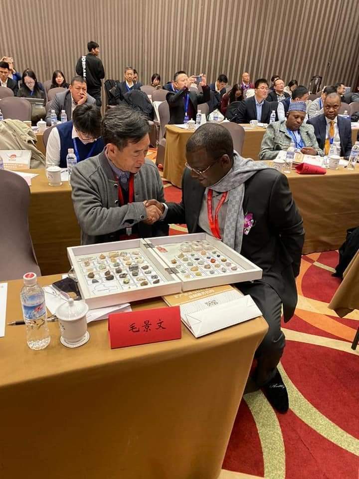 <a href="/Zamfara_state/">Zamfara State Government</a> Mineral Resources Pictorial Album being displayed to Chinese Investors by Governor <a href="/Bellomatawalle1/">Dr. Bello Matawalle</a> <a href="/danmaikifi/">Sani Gusau</a> <a href="/gazali_shehu/">gazali shehu ahmad</a> @MubarakIliyasu2 <a href="/talk2abdool/">Dr Abdool Aliyu Shinkafi</a> <a href="/Ubaidullahkaura/">Ubaidullah Yahaya kaura</a> #zamfaratwitterconnect <a href="/ZamfaraTweets/">#ZamfaraXConnect 🇳🇬</a>