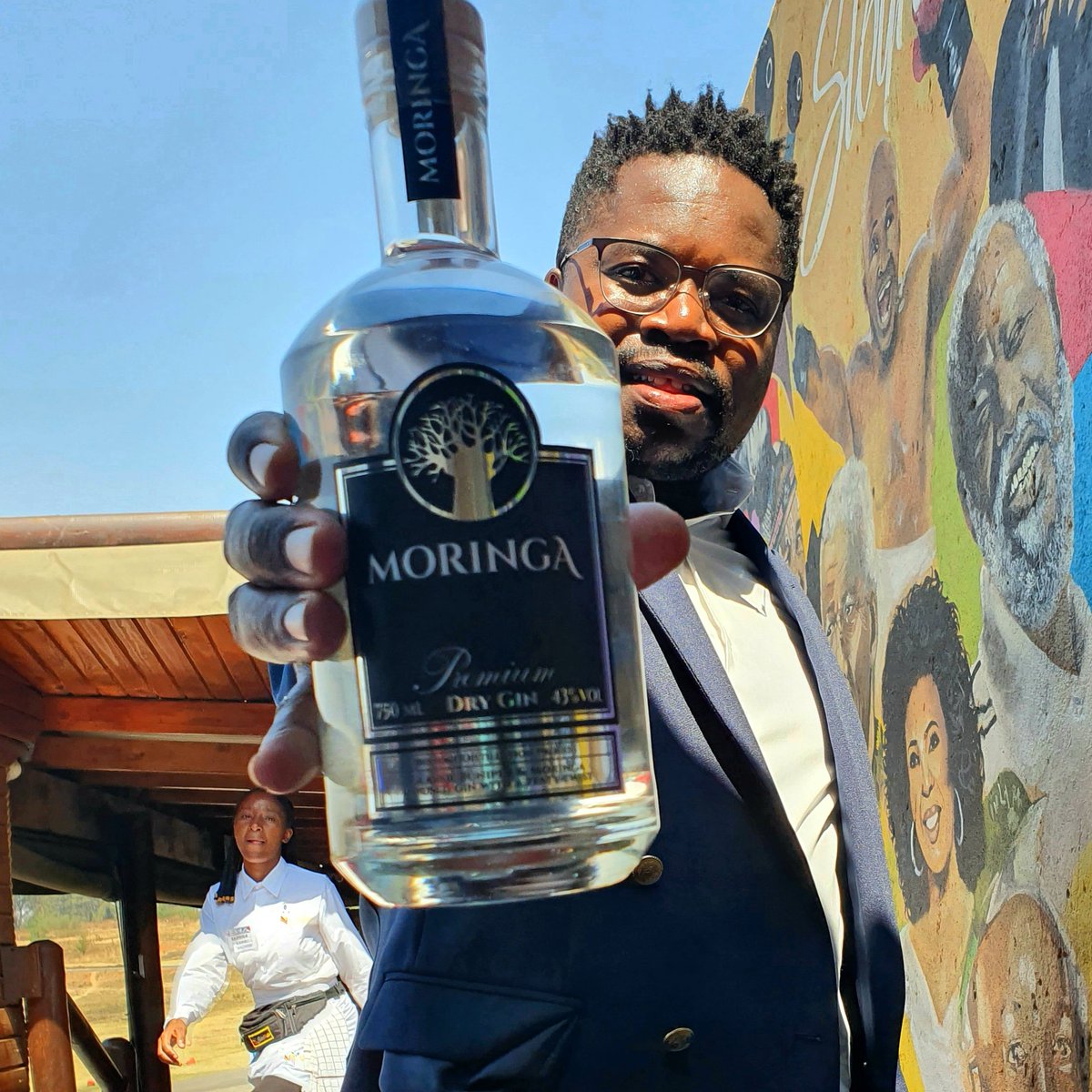Moringa Gin tweet media