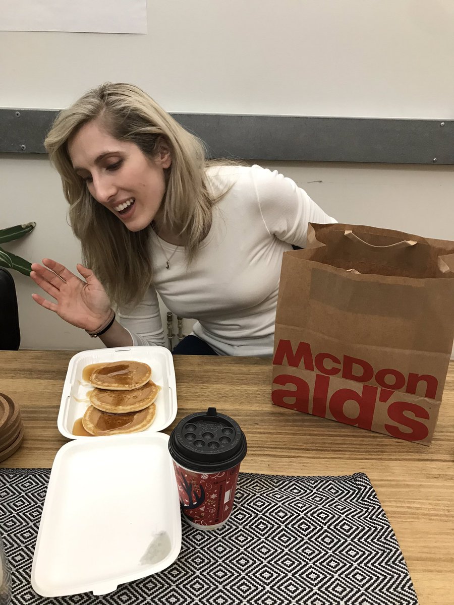 What’s more festive than coming into the office on Christmas Eve and having a Maccy’s brekkie with your loved ones <a href="/Tashsb/">Tash</a> <a href="/MrJonPayne/">Jon Payne</a> 🍔 🎄