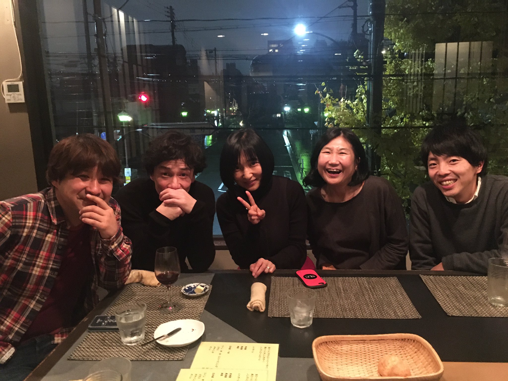 冬はハイネックしか着ない Twitter Search Twitter